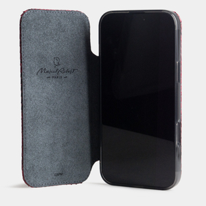 Чехол-книжка кожаная для iPhone 17 Pro, питон цвета малины