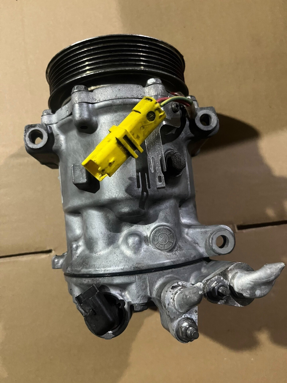 Компрессор кондиционера Peugeot Citroen C5 307 408 206 207