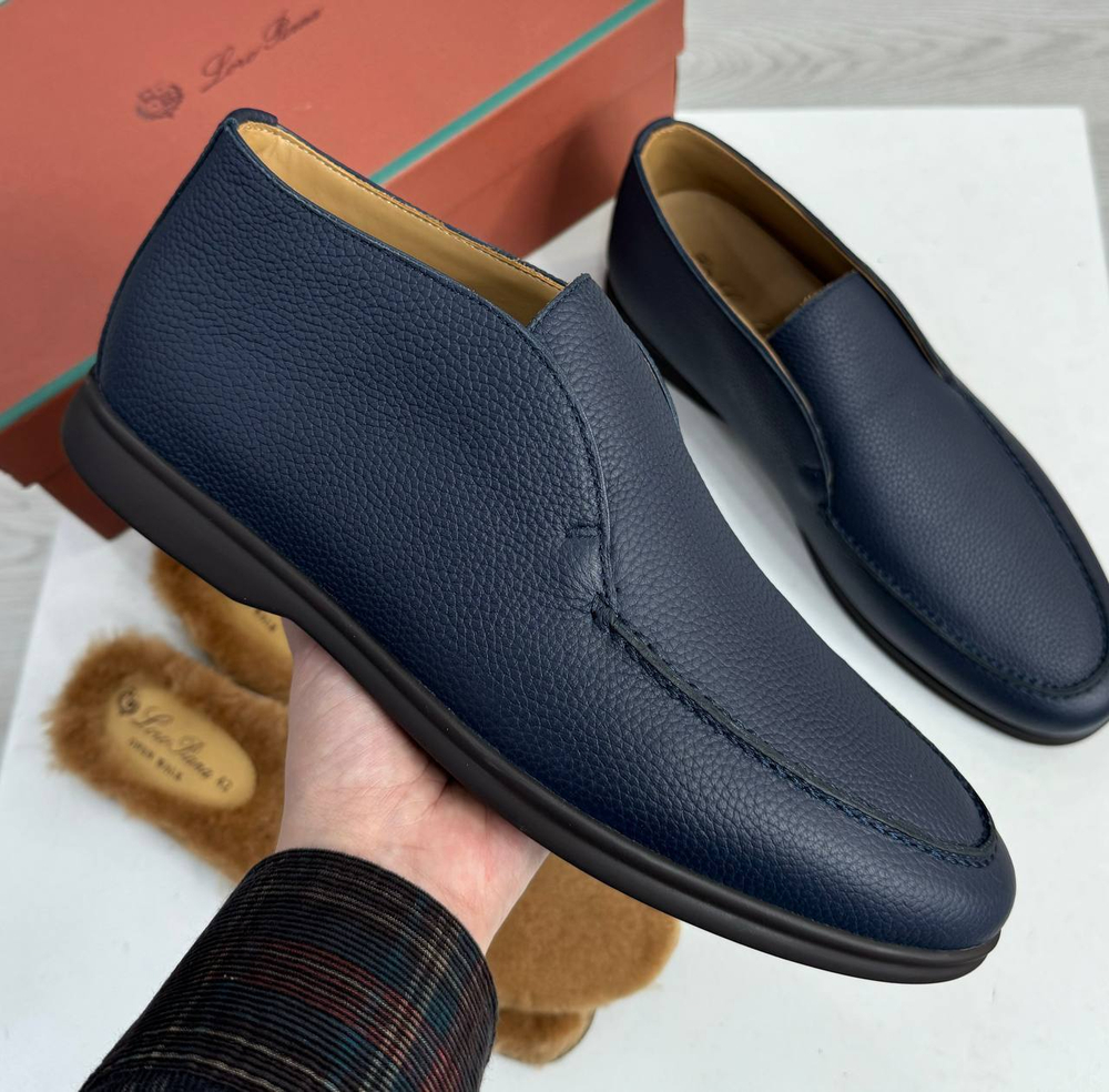 Лоферы Loro Piana с меховой стелькой
