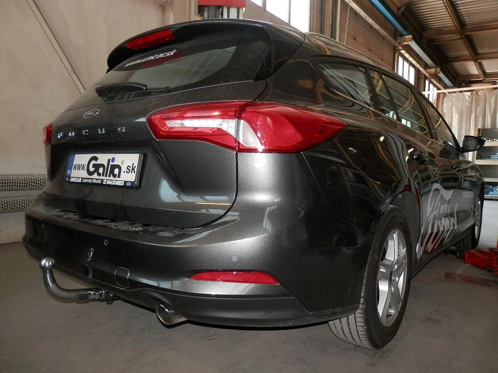 Фаркоп оцинкованный Galia F135A для Ford Focus 4 универсал 2018-(паспорт и сертификат в комплекте)(без электрики)