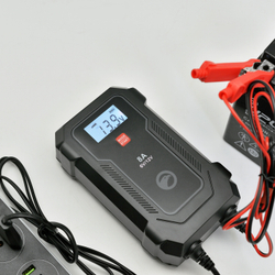 Автоматическое зарядное устройство BERKUT Specialist BC-08A