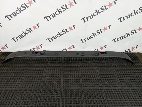 Решетка стеклоочистителя (жабо) в сборе