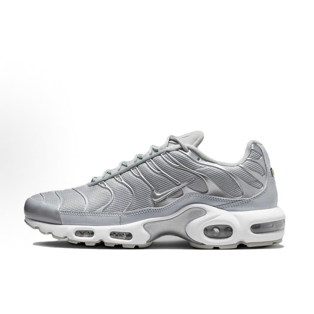 Nike Air Max TN Plus “Metallic Silver”