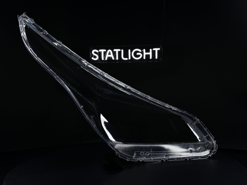 Левое стекло фары KIA RIO 4 2017-2020