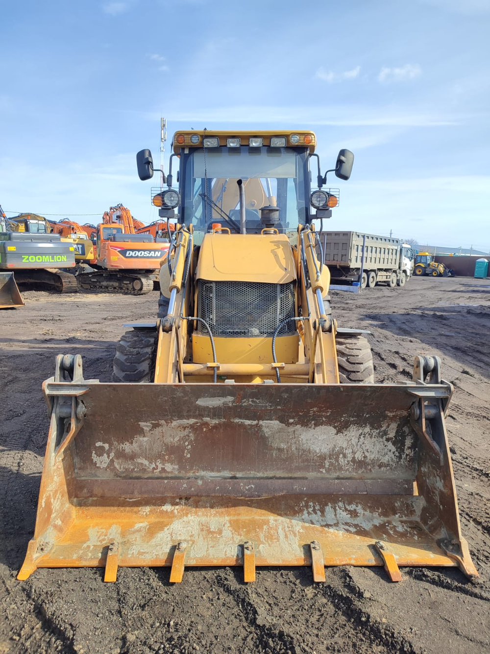 KAIMAN 3RX Экскаватор-погрузчик 3RX L (Дизельный, 4,8 л, 102 л.с., АТ)