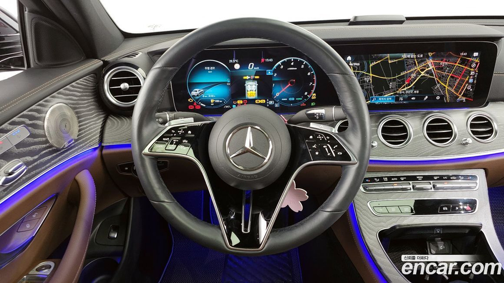 Mercedes-Benz E-Class W213 E350 4MATIC Avangarde (07.2022)