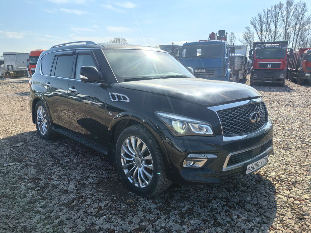 Infiniti QX80 5.6 4WD (7 мест)