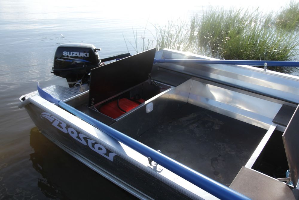 Алюминиевая лодка BESTER 390