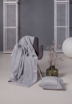 Плед-покрывало 150x200 и наволочки 2шт 42х42 Luxberry Oscar серый