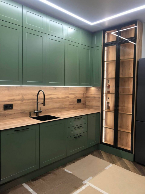 Классическая кухня с фасадами из МДФ в эмали
