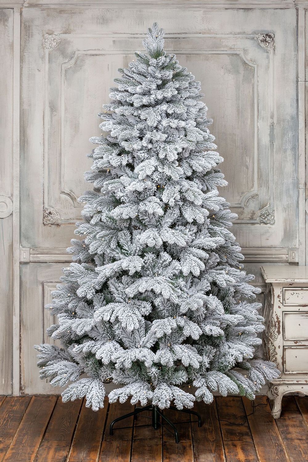 Заснеженная елка с гирляндой «Аляска» (Литая+пвх) 3 м