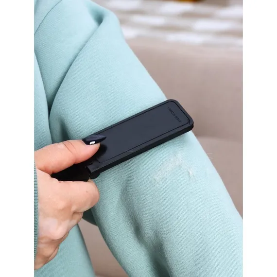 Щётка для одежды складная, 0,6×3,5×9,5 см, цвет чёрный