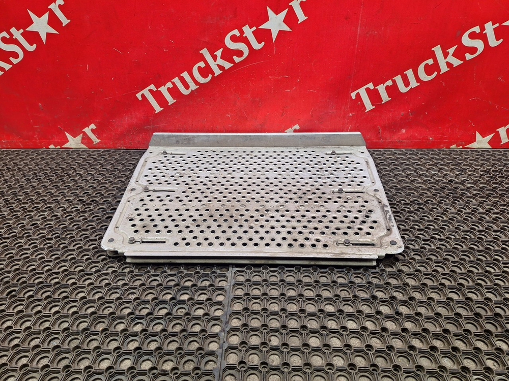 Трап на раму центральный 2018г