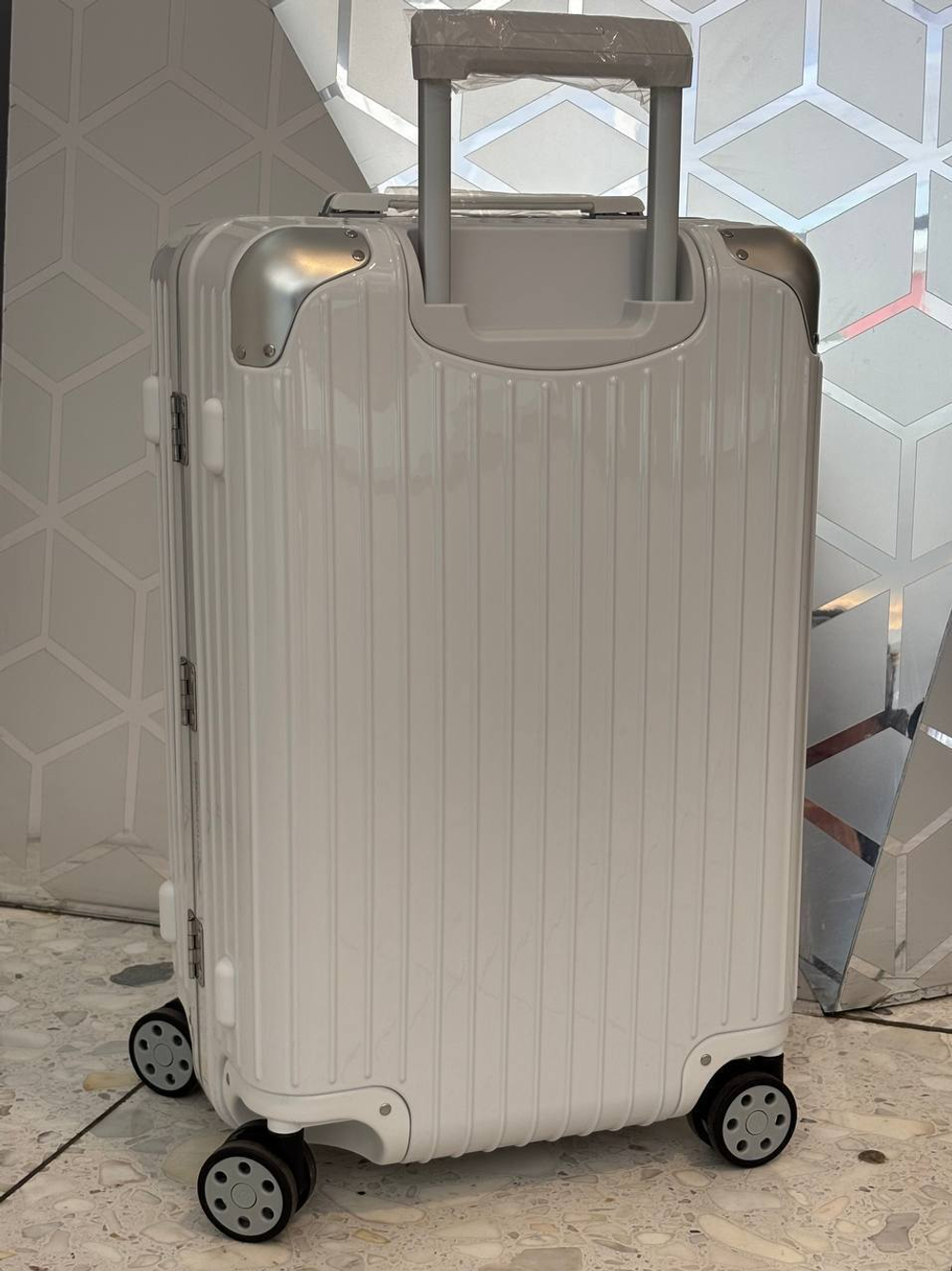 Чемодан Rimowa