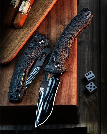 Складной нож Marfione Custom Amphibian DLC Diamondwash сталь M390, рукоять Carbon fiber