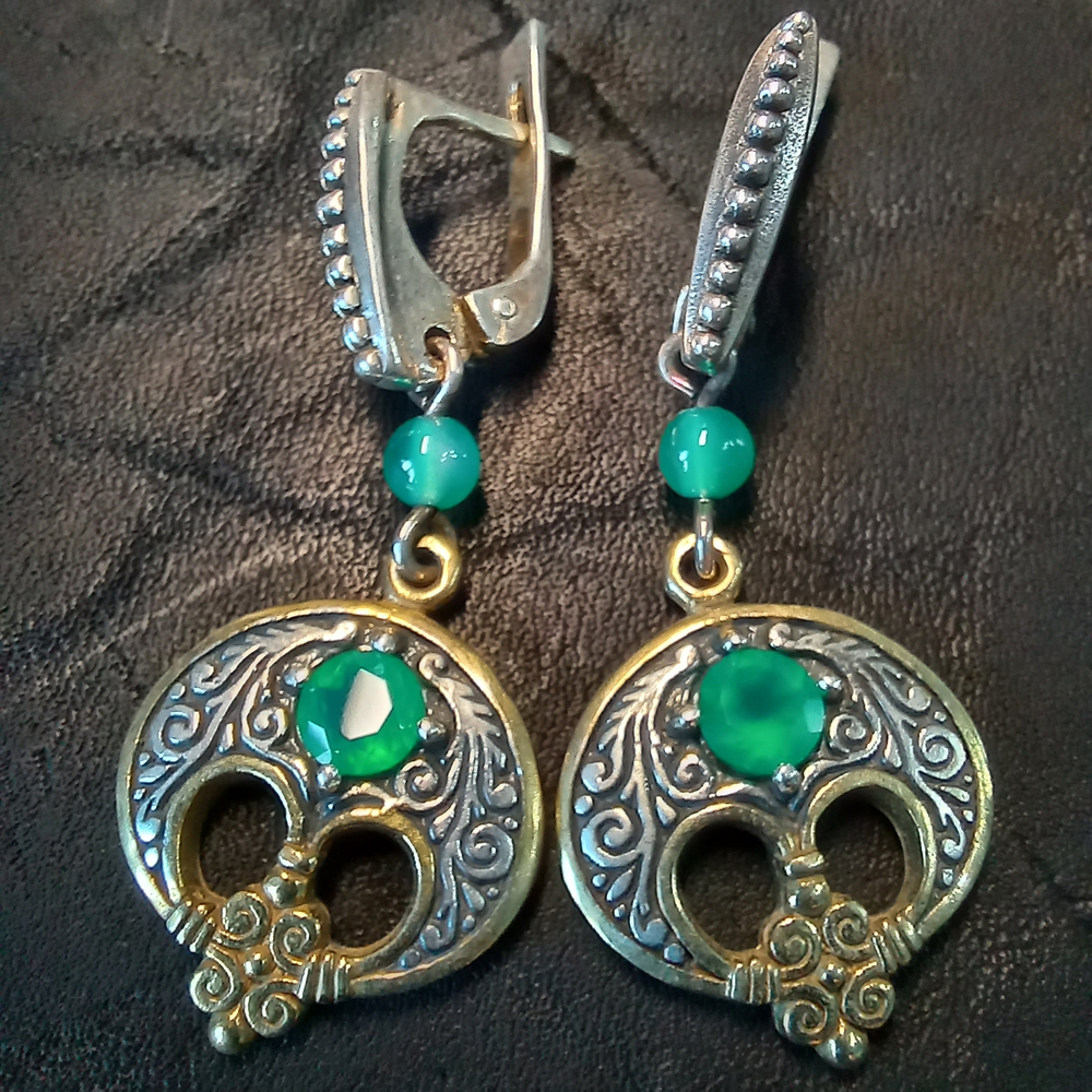 Серьги длинные "Лунницы весенние с крином".