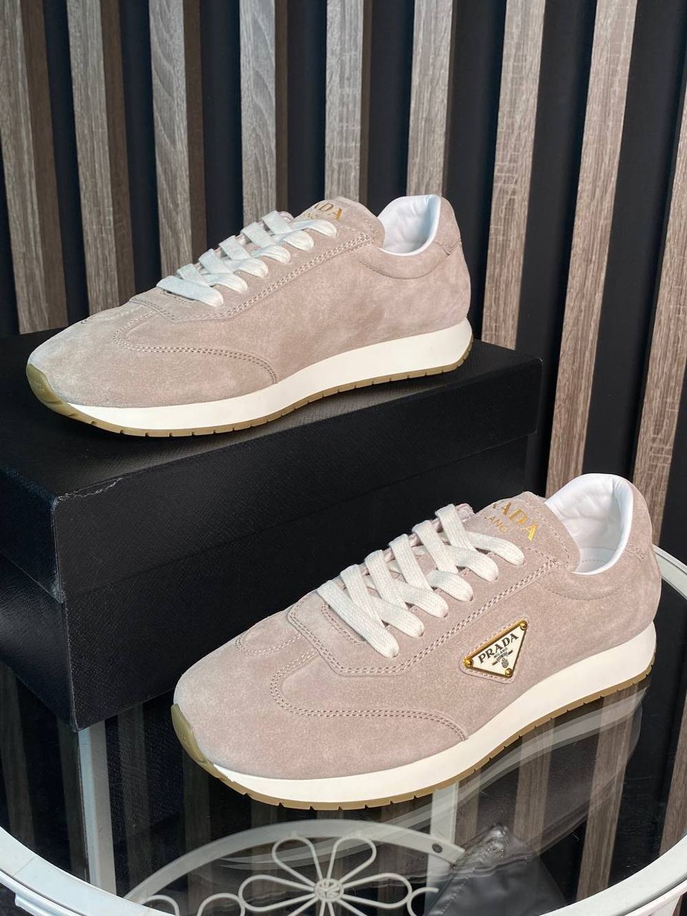 Кроссовки Prada