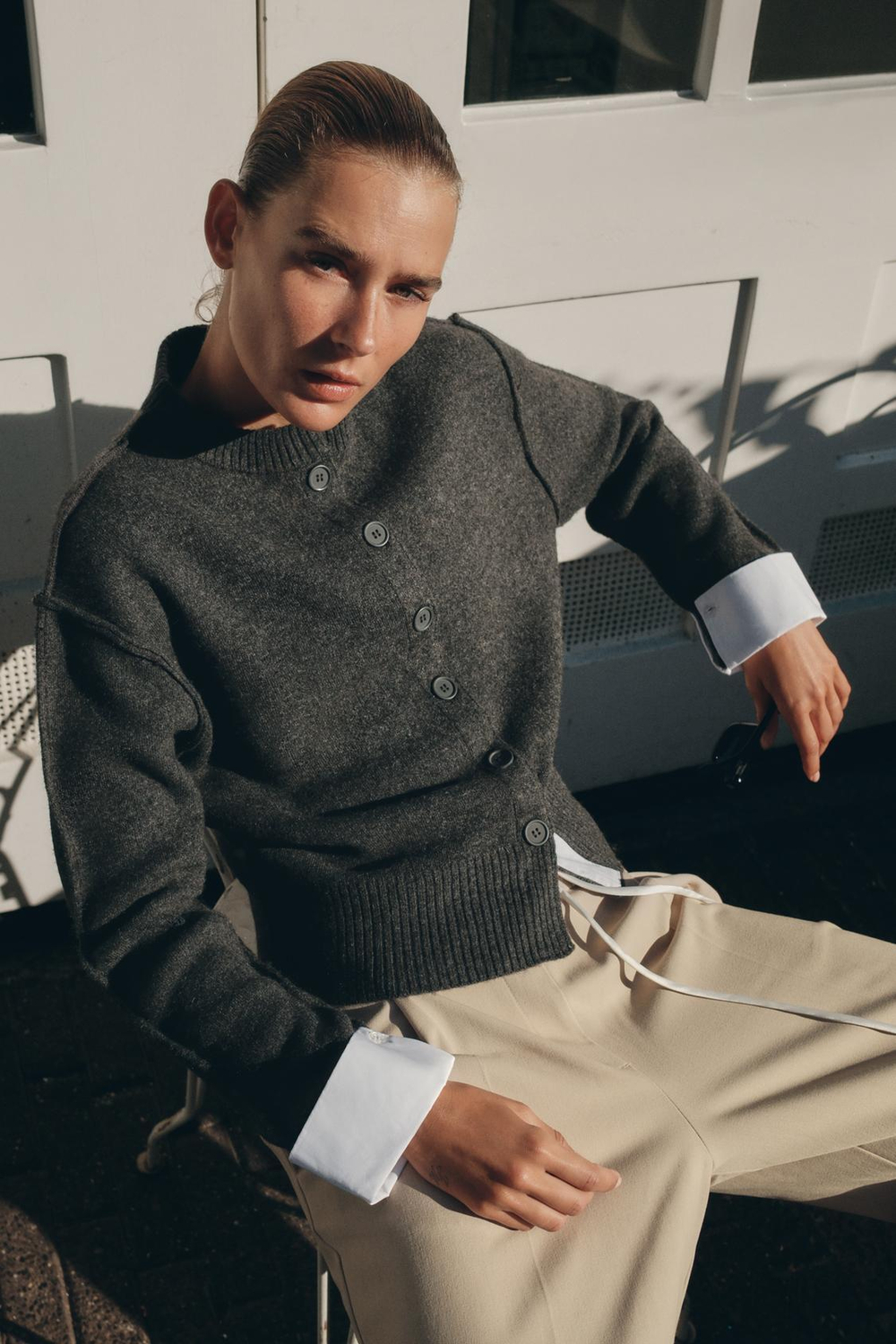 ZARA КАРДИГАН С КОНТРАСТНЫМИ ДЕТАЛЯМИ, СЕРЫЙ МЕЛАНЖ