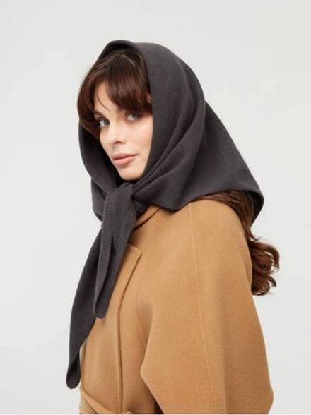 Оренбургский платок-косынка К820-24 графит