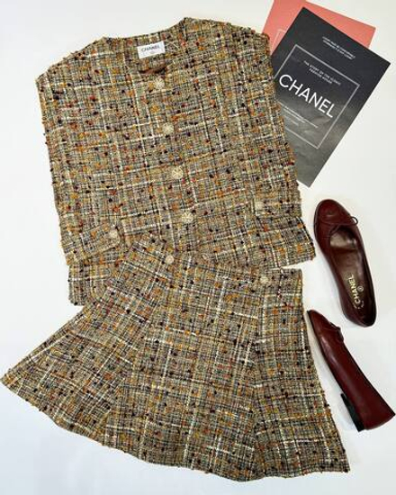 Костюм CHANEL