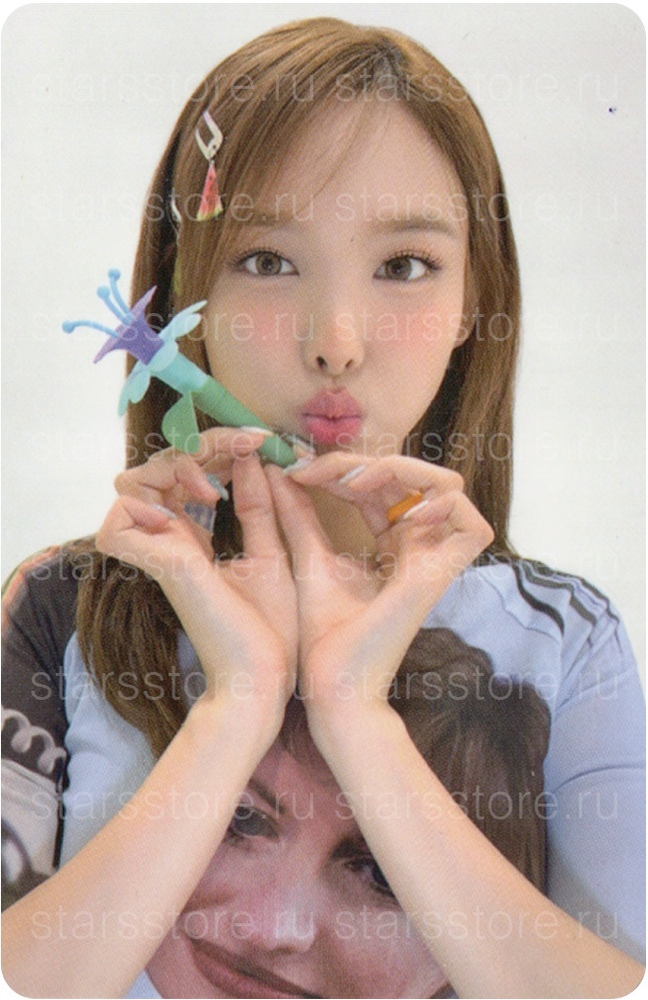 Фотокарта Nayeon TWICE - 2025 Season&#39;s Greetings [Collector]