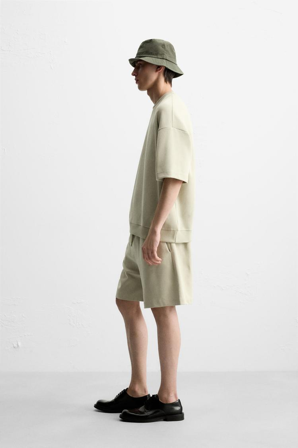 ZARA ШОРТЫ INTERLOCK ИЗ РЕЛЬЕФНОЙ ТКАНИ, СВЕТЛО-ЗЕЛЕНЫЙ