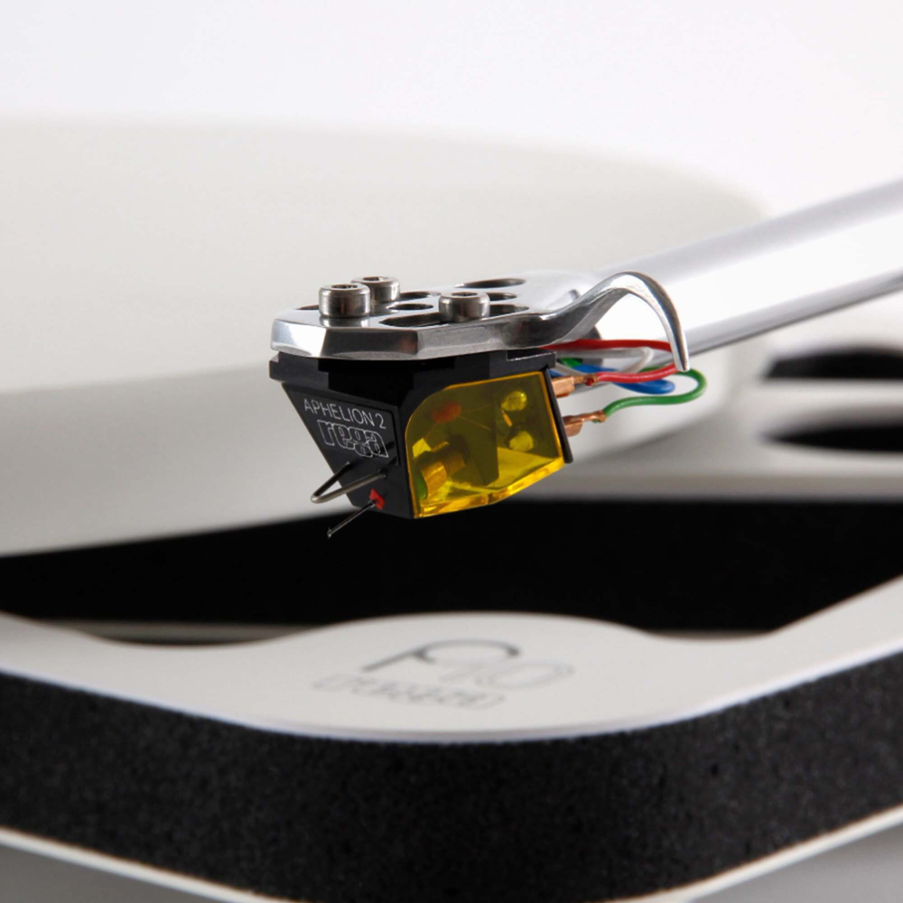 REGA PLANAR 10 ( APHELION 2 MC) MATT WHITE ПРОИГРЫВАТЕЛЬ ВИНИЛОВЫХ ПЛАСТИНОК