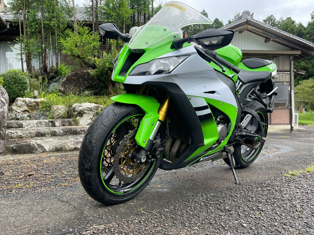 Kawasaki Ninja ZX-10R 038389