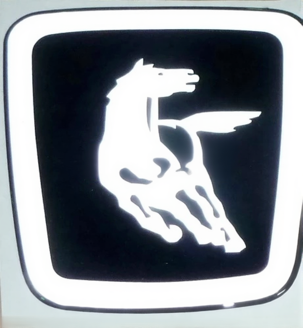 Знак заводской 65115-8212102-01