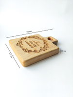 Доска деревянная разделочная "Маме"