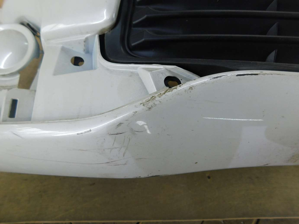 бампер передний Toyota Sienta NSP170