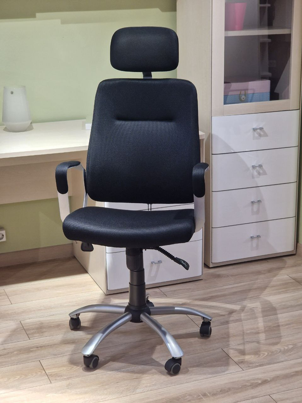 Кресло офисное 3207 13 +F109 Black