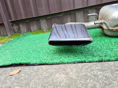 Глушитель Hongqi HS5 (2019-н.в.)