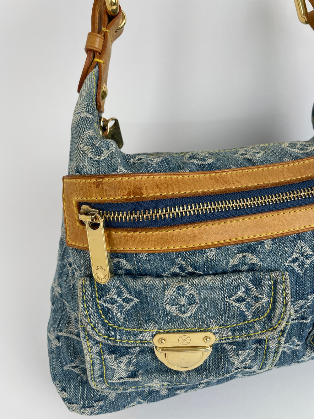 Сумка Louis Vuitton BLUE MONOGRAM DENIM & VACHETTA LEATHER BAGGY PM