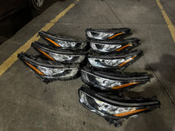 Передняя LED фара на Toyota Highlander оригинальная