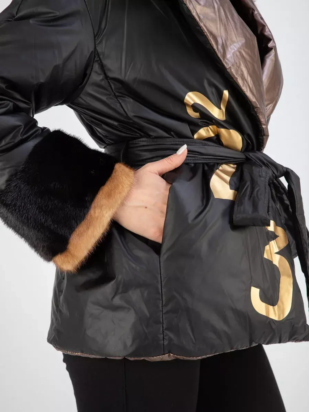 Куртка утепленная с мехом короткая демисезонная