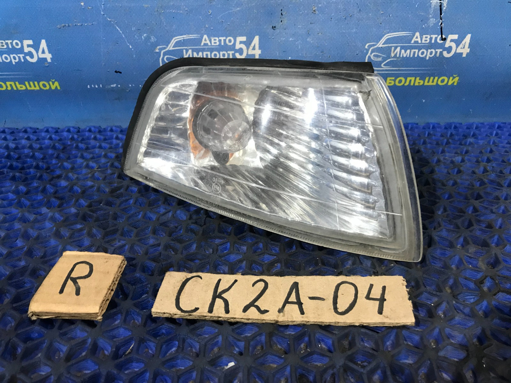 Габарит правый MITSUBISHI LANCER 1998