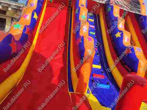 Надувная горка "Осьминог на вершине"