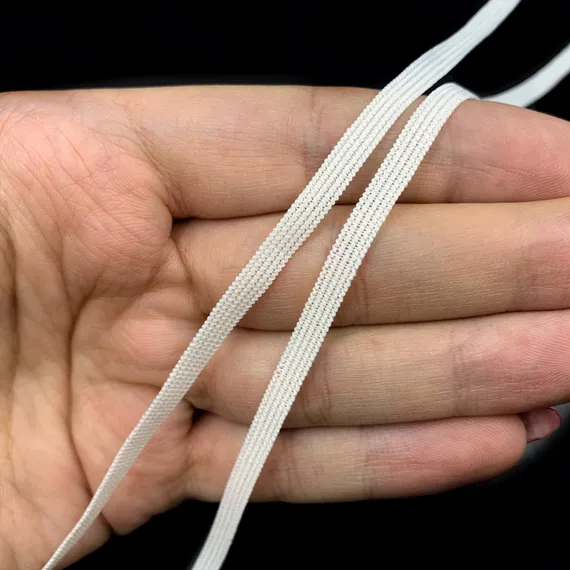 Резинка отделочная молочная 4 мм (цв. 004), K-195/4