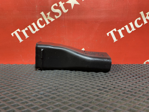 Воздуховод отопителя