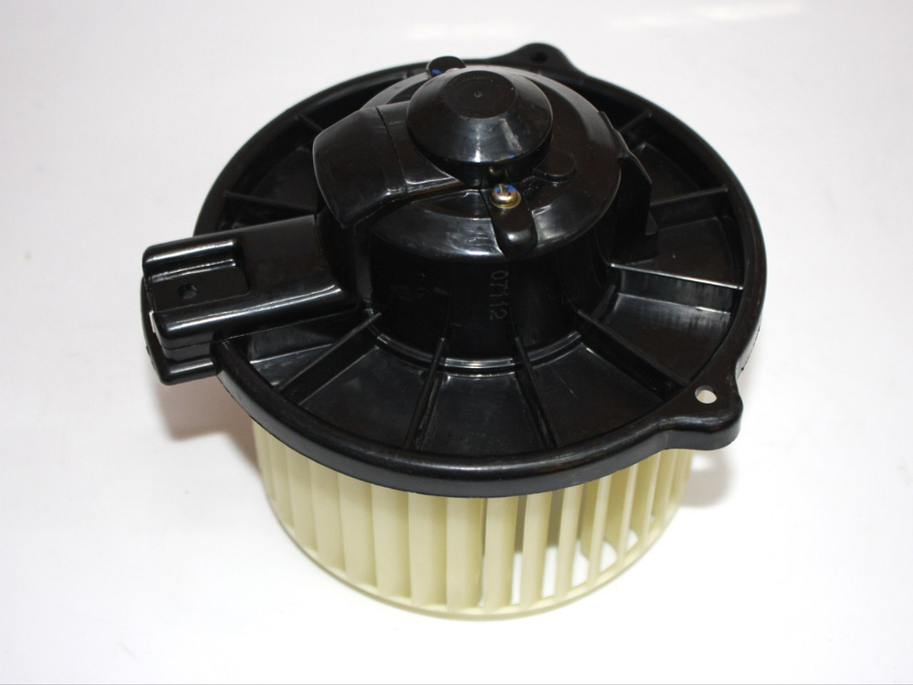 Мотор отопителя 1018002736 для Geely MK, MK Cross