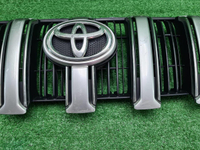 Решетка радиатора Toyota LC Prado 150 (2013-2017)