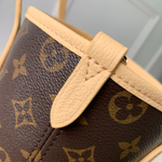 Louis Vuitton Neverfull Bandouliere Inside Out BB