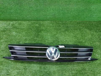 Решетка радиатора VW Jetta 6 (2014-2018)