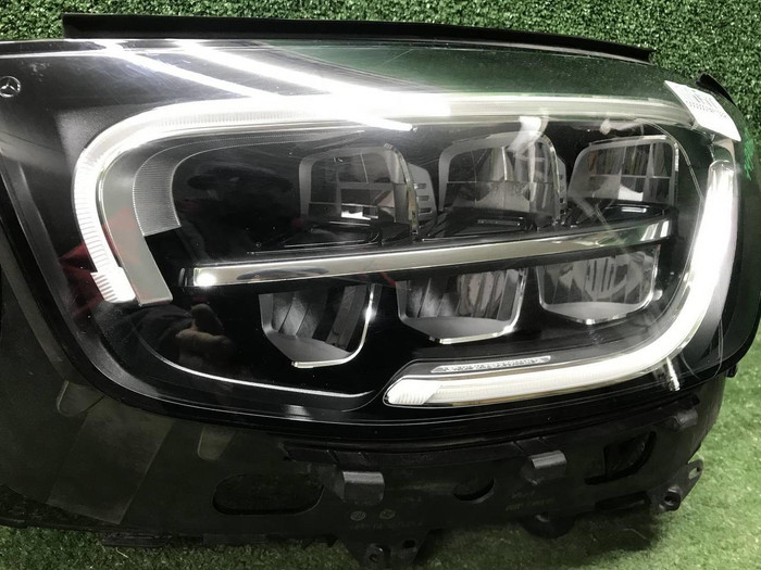 Фара левая Mercedes GLC X253 (2019-2022) LED