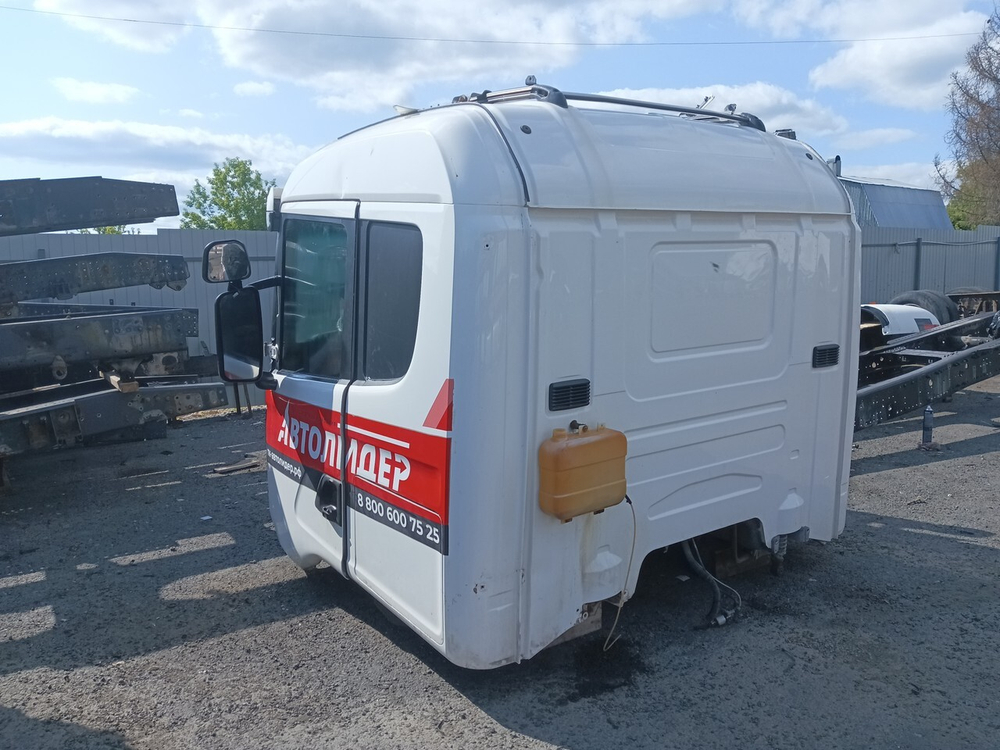 Кабина R440 2017 год.