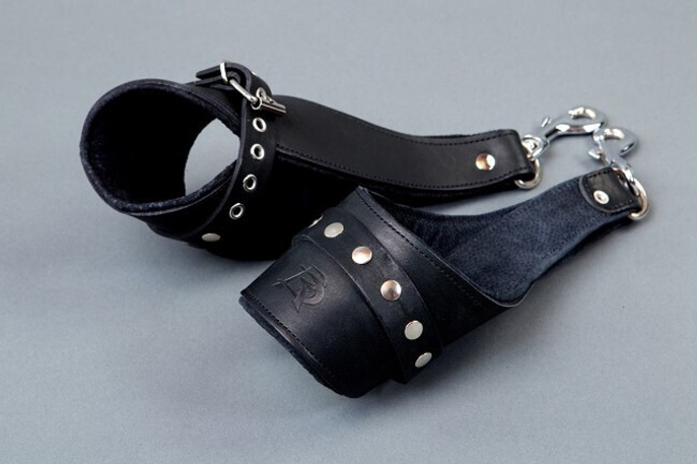 Наручи кожаные для подвешивания (Цвет: черный)