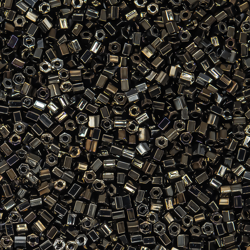 Японский бисер TOHO Hexagon (№83), металлизированный, непрозрачный глянцевый