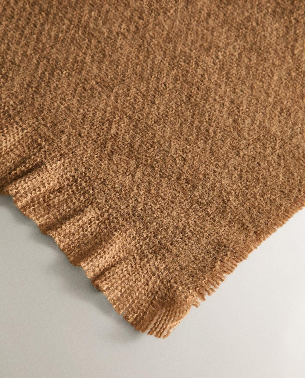 Zara Home - Плед с бахромой, охра, 140x190 см