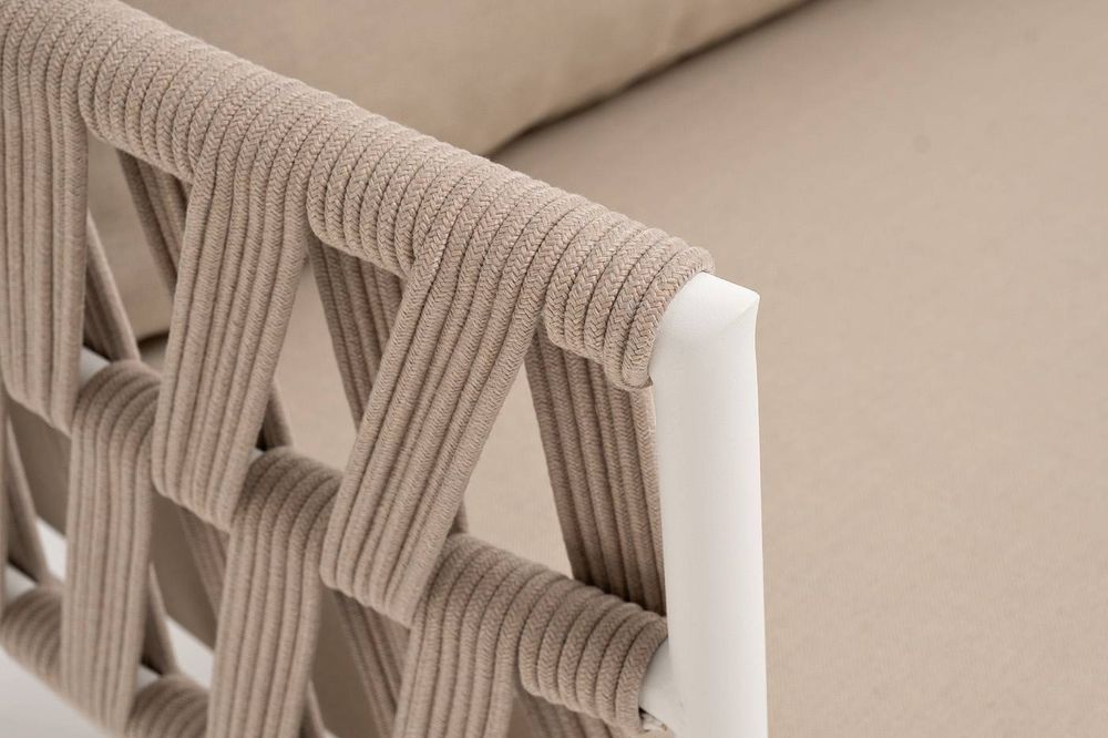 "Диего" диван 2-местный плетеный из роупа, каркас алюминий белый муар, роуп бежевый круглый, ткань бежевая 15052